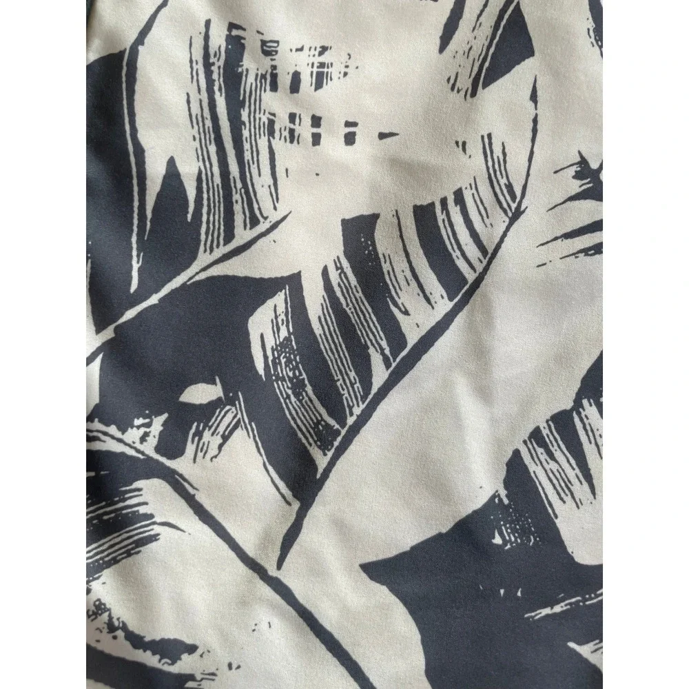 Ezekiel Mens 32 Board Shorts Tan Black Tropical Palm Leaf Print Surf Swim